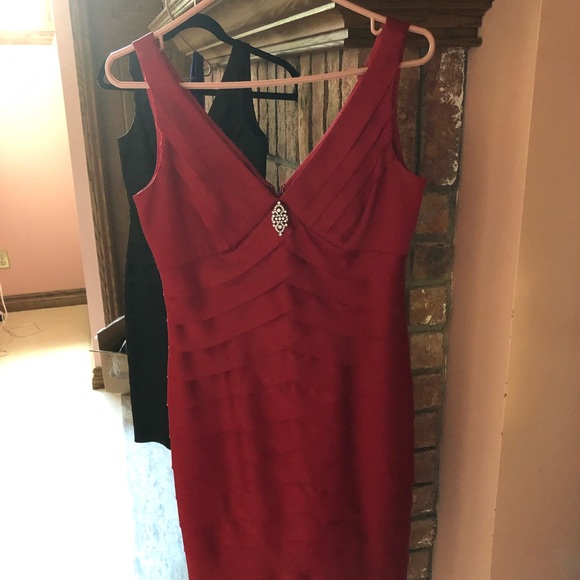 Elegant Red Jones & Co rushed dress size 4 bling - Picture 1 of 7